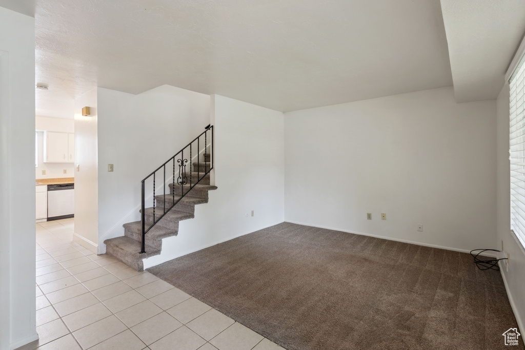 Photo 4 for MLS #2117964 at 137 E Southwell St #16