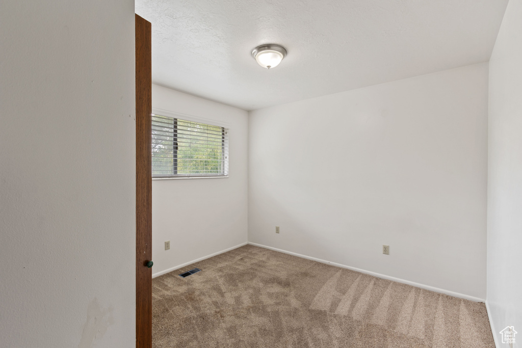 Photo 9 for MLS #2117964 at 137 E Southwell St #16
