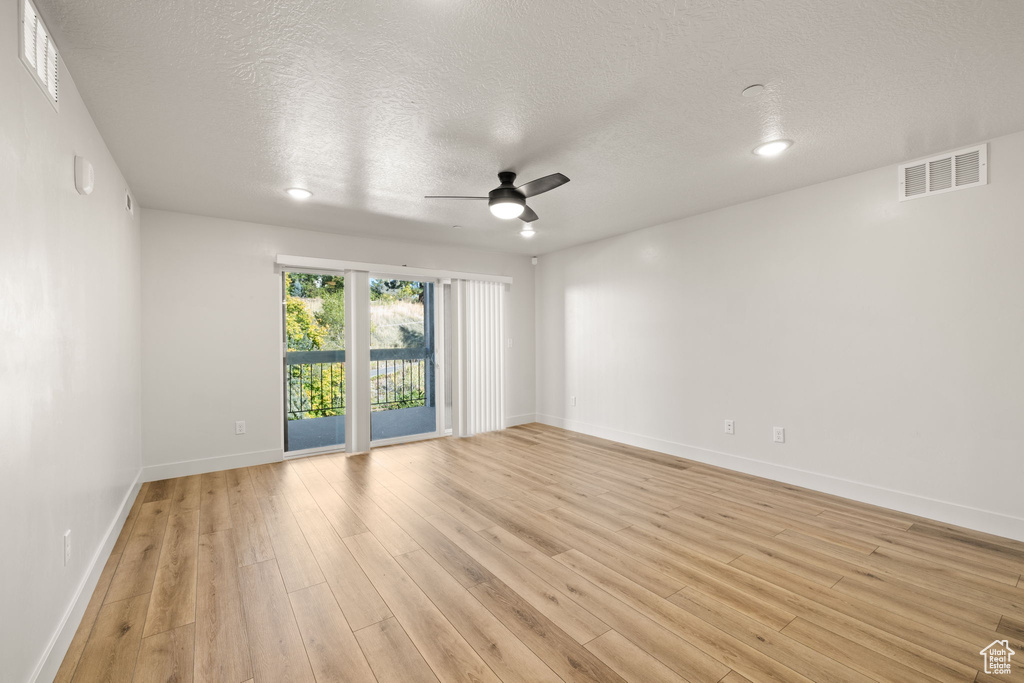 Photo 11 for MLS #2117969 at 2244 N Canyon Rd #207