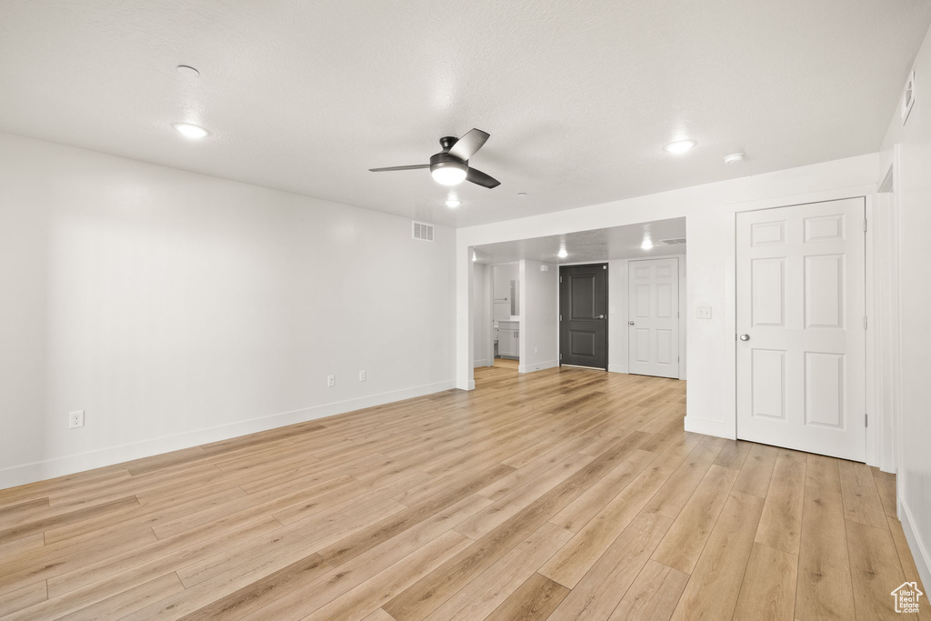 Photo 10 for MLS #2117969 at 2244 N Canyon Rd #207