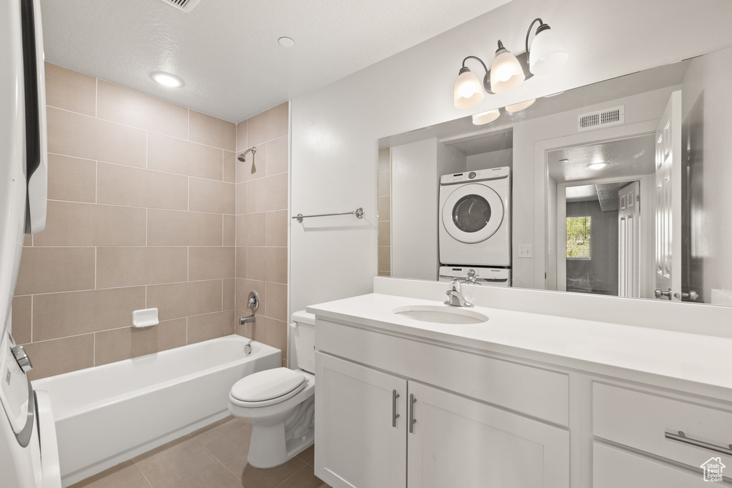 Photo 22 for MLS #2117969 at 2244 N Canyon Rd #207