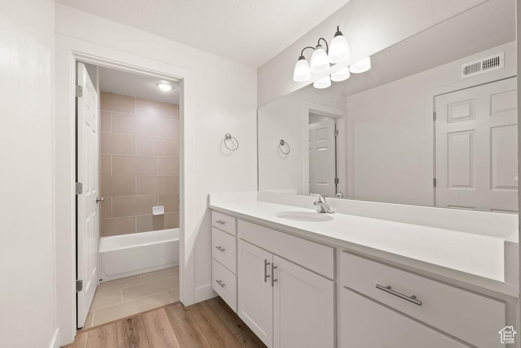 Photo 15 for MLS #2117969 at 2244 N Canyon Rd #207