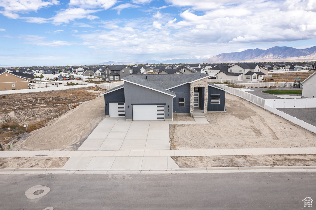 Photo 100 for MLS #2117974 at 565 E Otto Ln #421