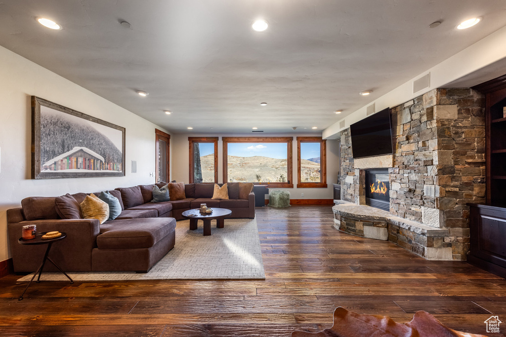 Photo 9 for MLS #2117975 at 5891 E Caddis Cir
