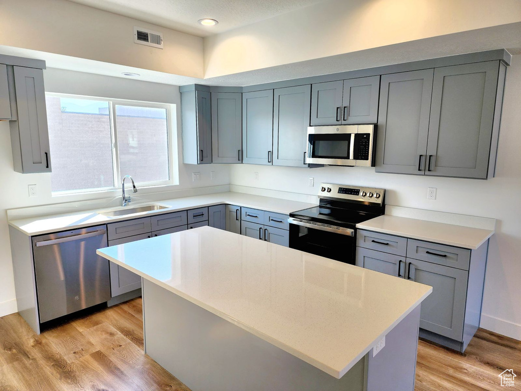 Photo 2 for MLS #2117977 at 971 W 1700 South #115