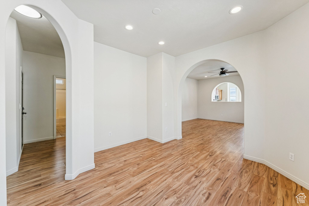 Photo 17 for MLS #2117988 at 741 N Skipton Dr