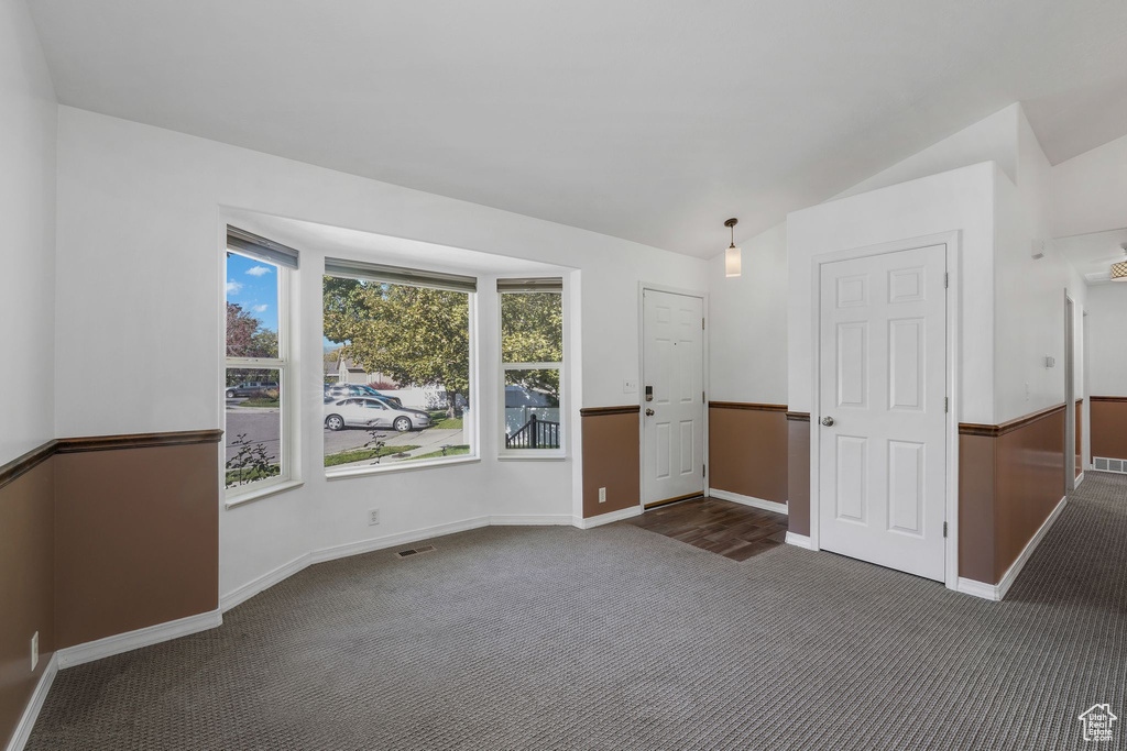 Photo 12 for MLS #2117991 at 24 W Malstrom Ct