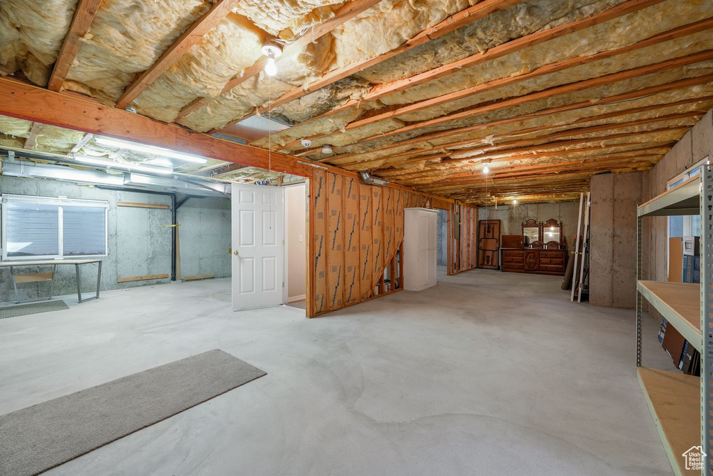 Photo 23 for MLS #2117991 at 24 W Malstrom Ct