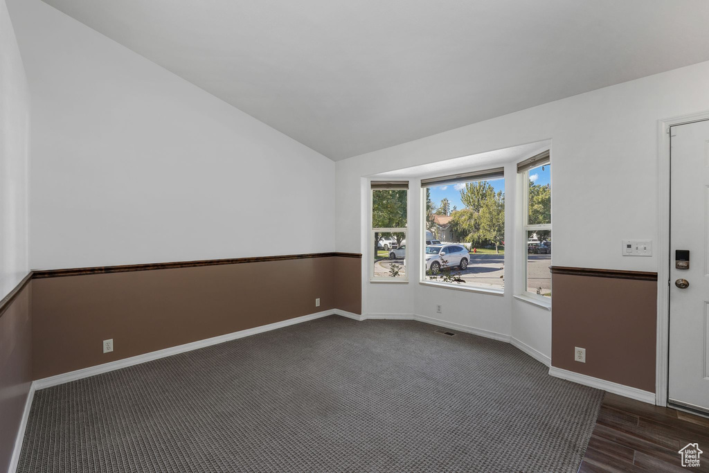 Photo 13 for MLS #2117991 at 24 W Malstrom Ct