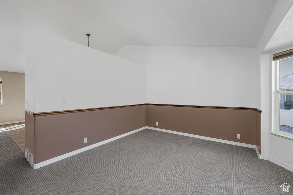 Photo 11 for MLS #2117991 at 24 W Malstrom Ct