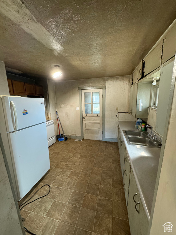 320 N STONE RD Snowville, UT 84336