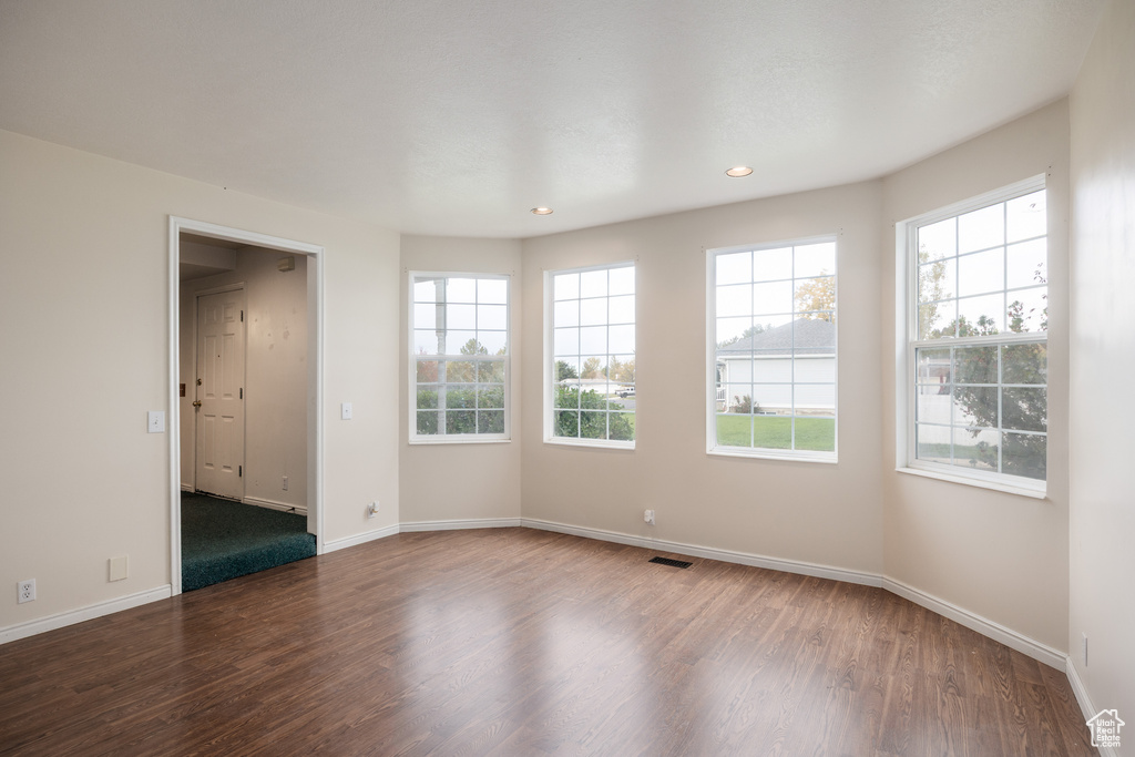 Photo 13 for MLS #2117995 at 430 Country Club Dr