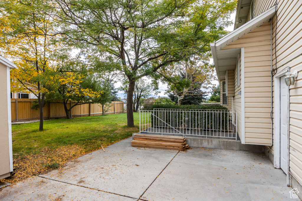 Photo 40 for MLS #2117995 at 430 Country Club Dr