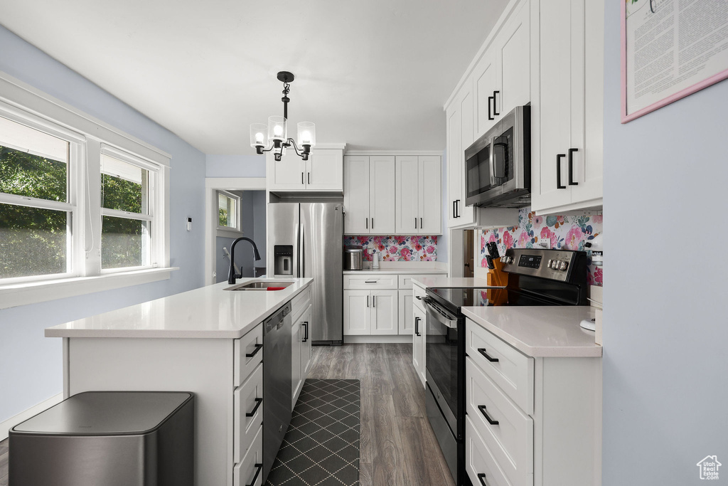 Photo 2 for MLS #2117997 at 3555 N Adams Ave