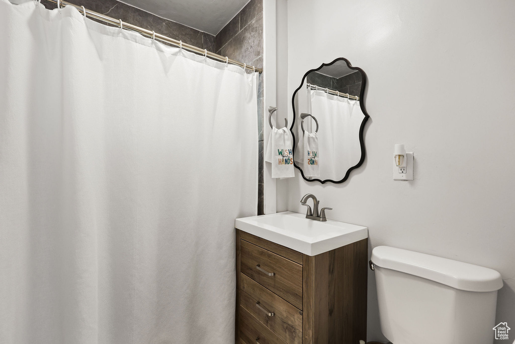 Photo 8 for MLS #2117997 at 3555 N Adams Ave