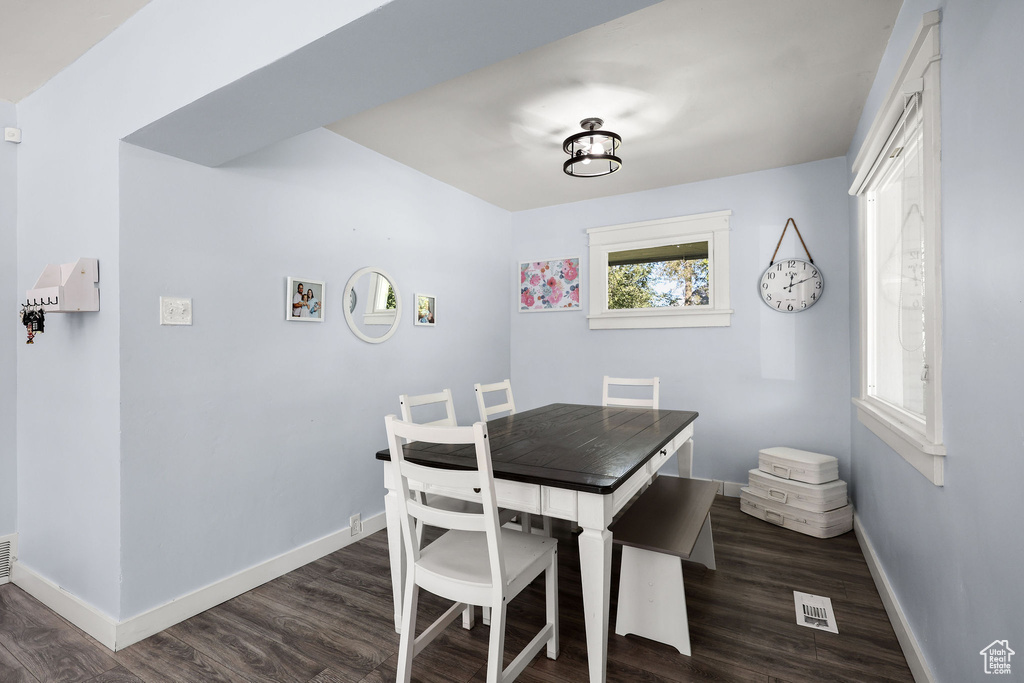 Photo 4 for MLS #2117997 at 3555 N Adams Ave
