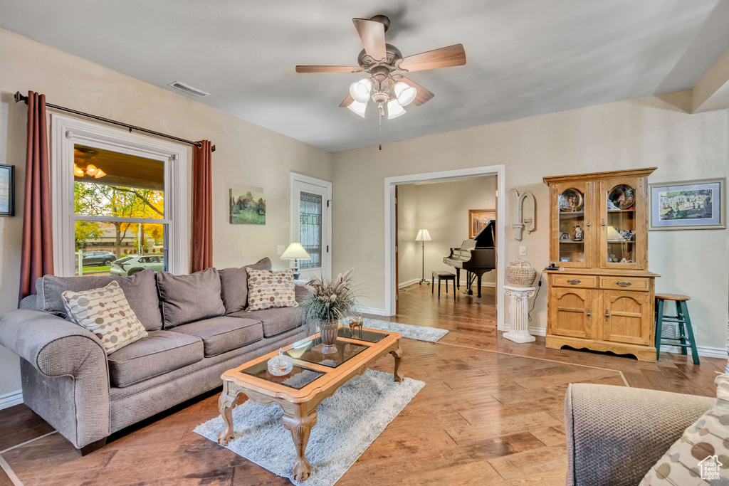 Photo 6 for MLS #2117999 at 717 S 800 East