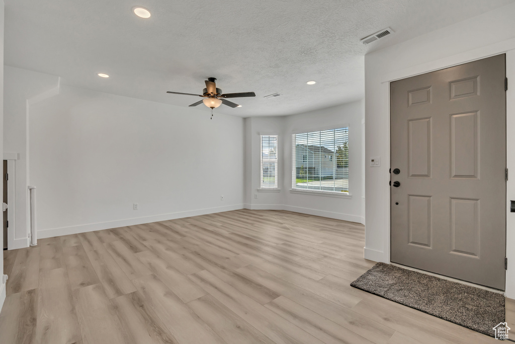 Photo 3 for MLS #2118008 at 911 S Chappel Loop