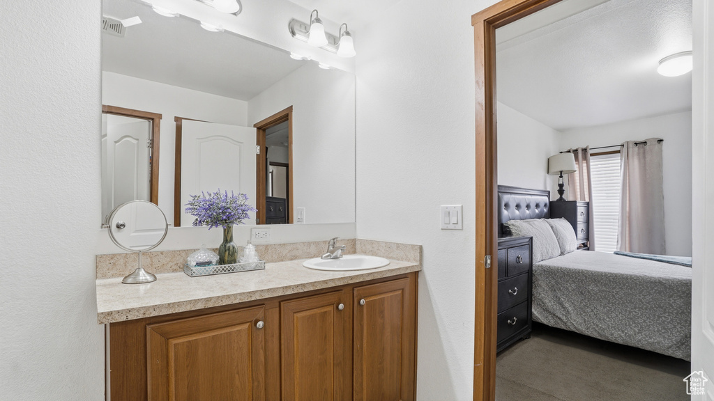 Photo 11 for MLS #2118009 at 1041 N 525 East #84