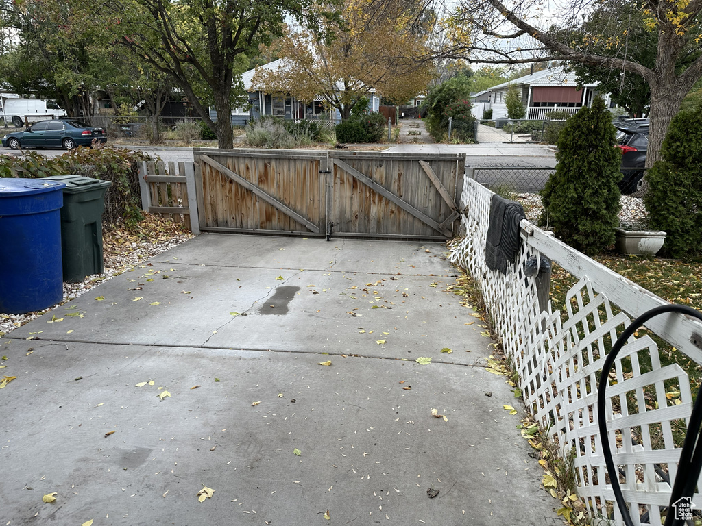 967 S 1400 W Salt Lake City, UT 84104