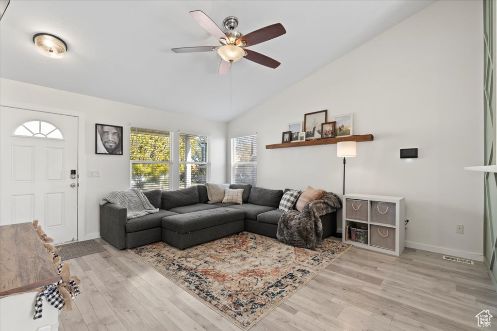 Photo 5 for MLS #2118016 at 4122 E Sioux St