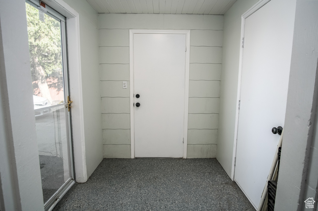 Photo 14 for MLS #2118019 at 557 S Angel St