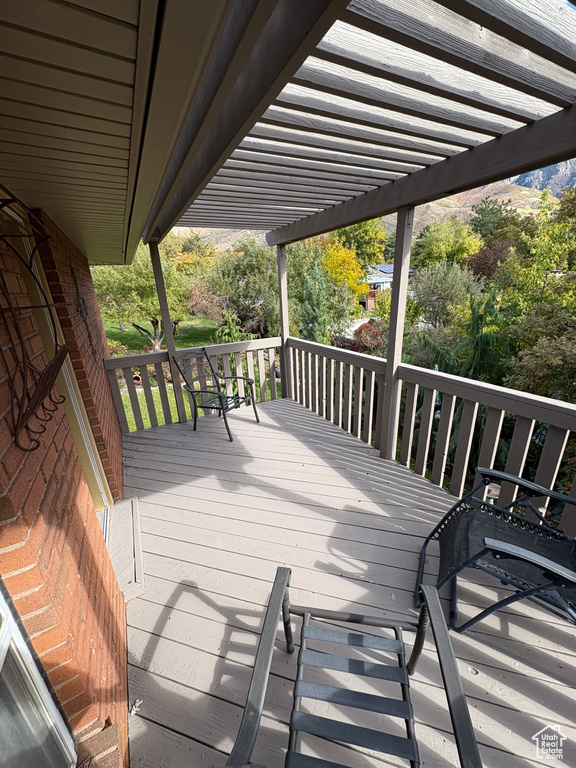 2594 JONI DR Layton, UT 84040