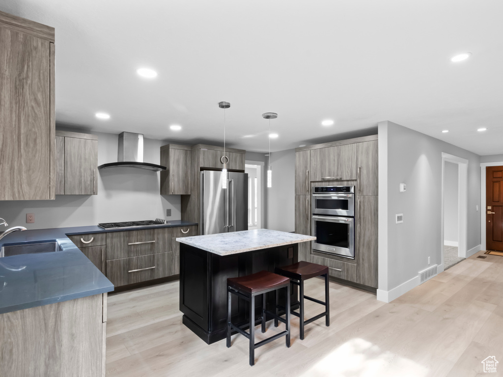 2594 JONI DR Layton, UT 84040