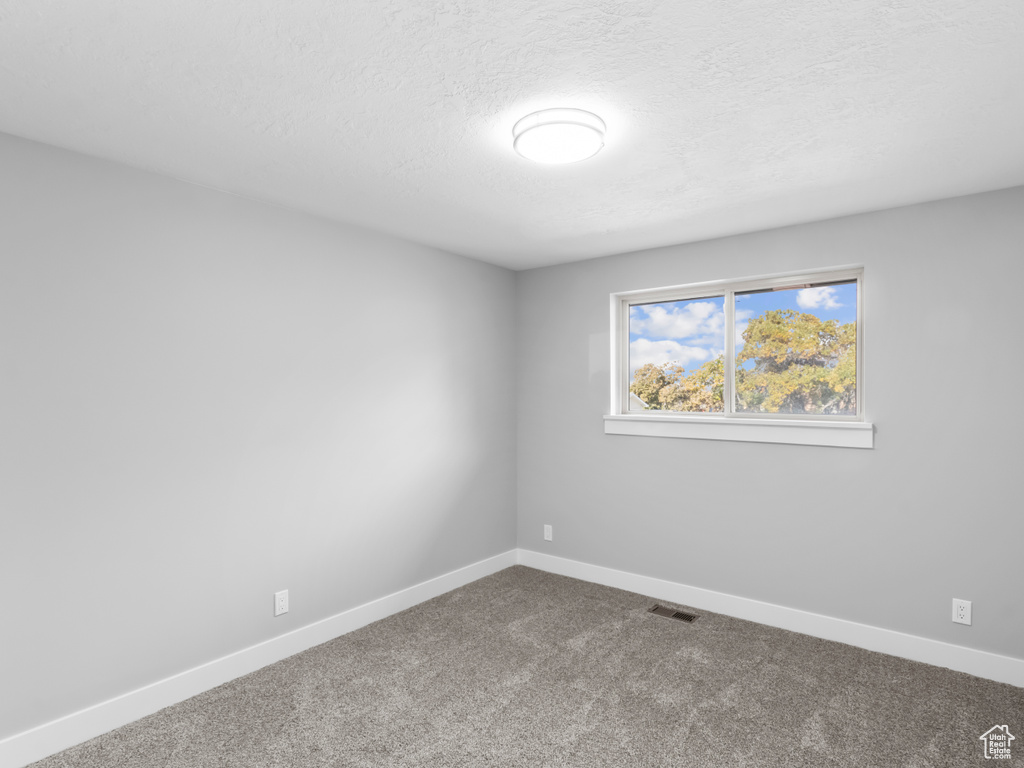 2594 JONI DR Layton, UT 84040