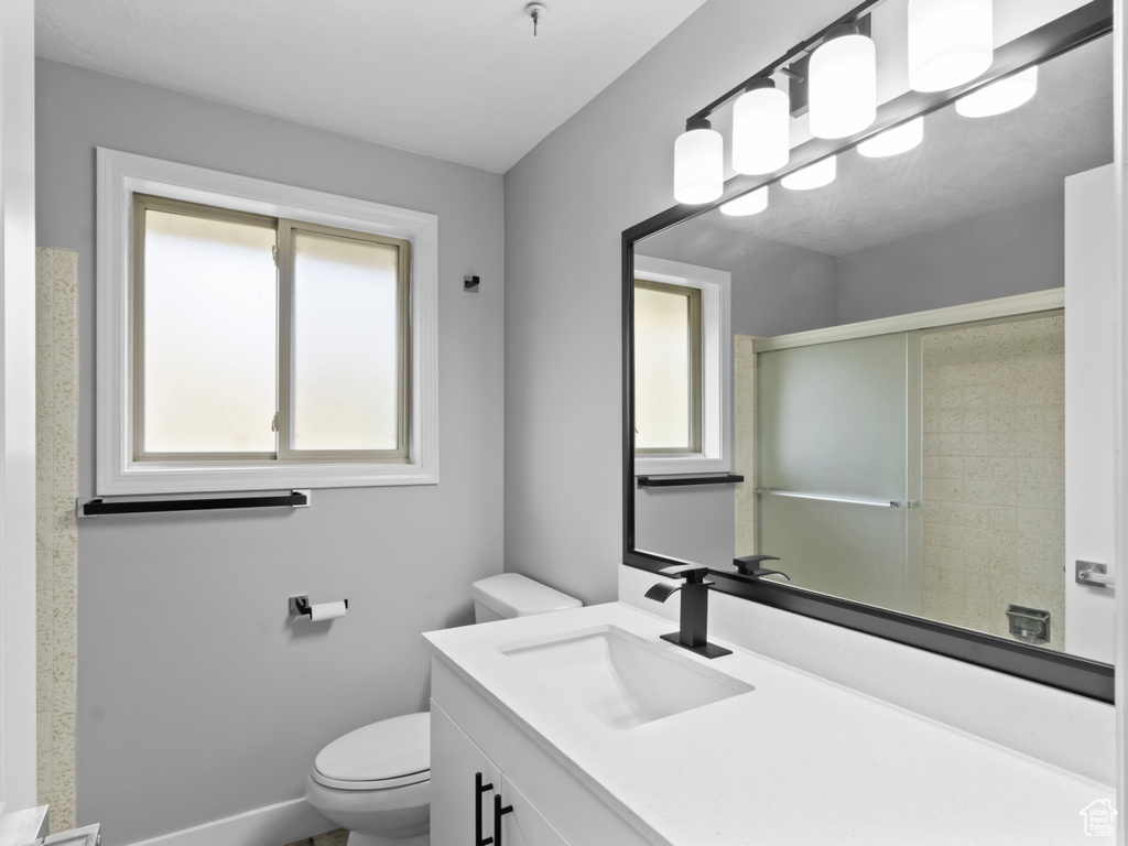 2594 JONI DR Layton, UT 84040