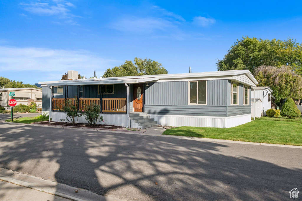Photo 19 for MLS #2118029 at 1031 W Foxglove