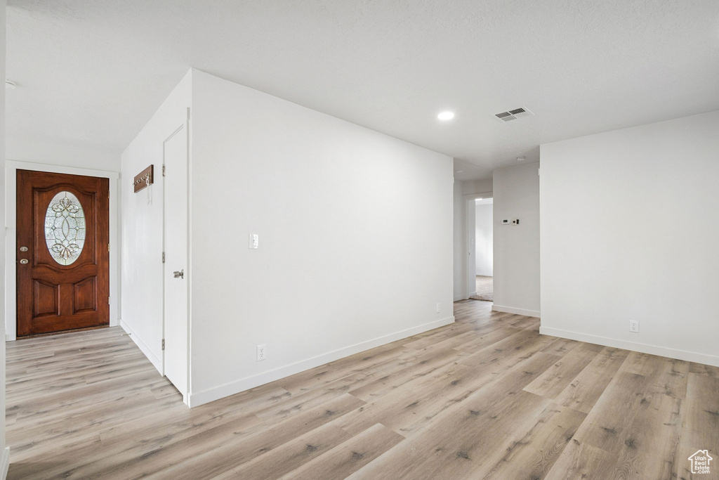 Photo 14 for MLS #2118029 at 1031 W Foxglove