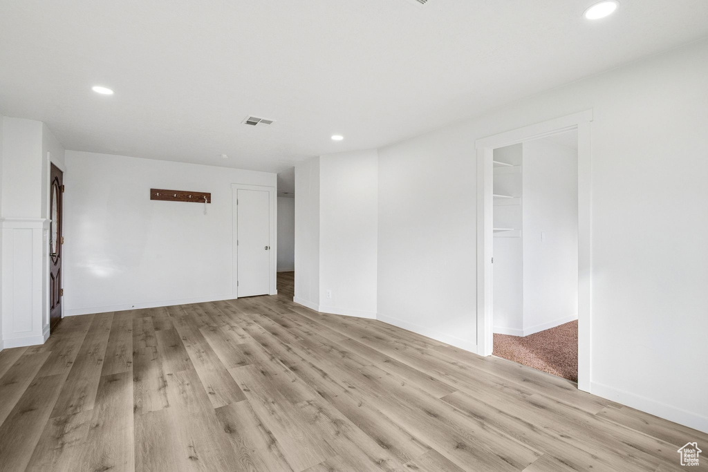 Photo 4 for MLS #2118029 at 1031 W Foxglove