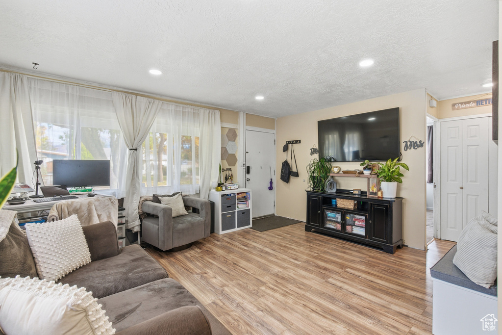 1172 S CONCORD ST Salt Lake City, UT 84104