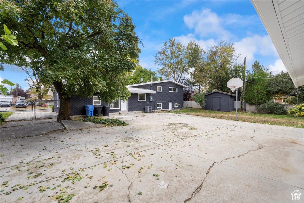 Photo 39 for MLS #2118036 at 1269 E Woodstock Ave