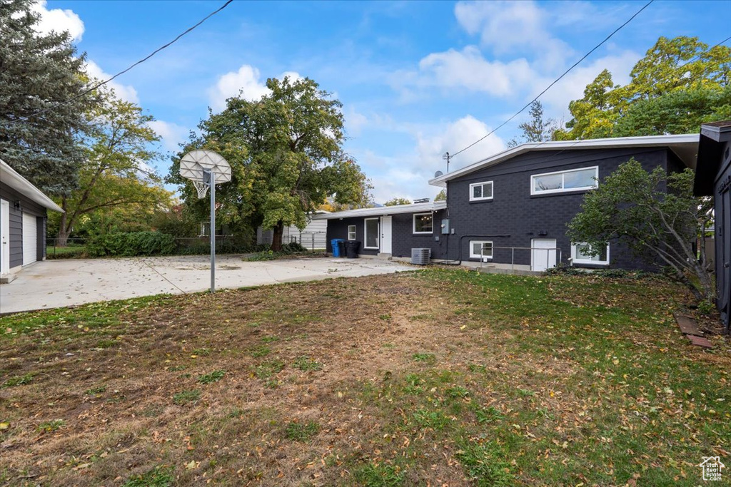 Photo 40 for MLS #2118036 at 1269 E Woodstock Ave