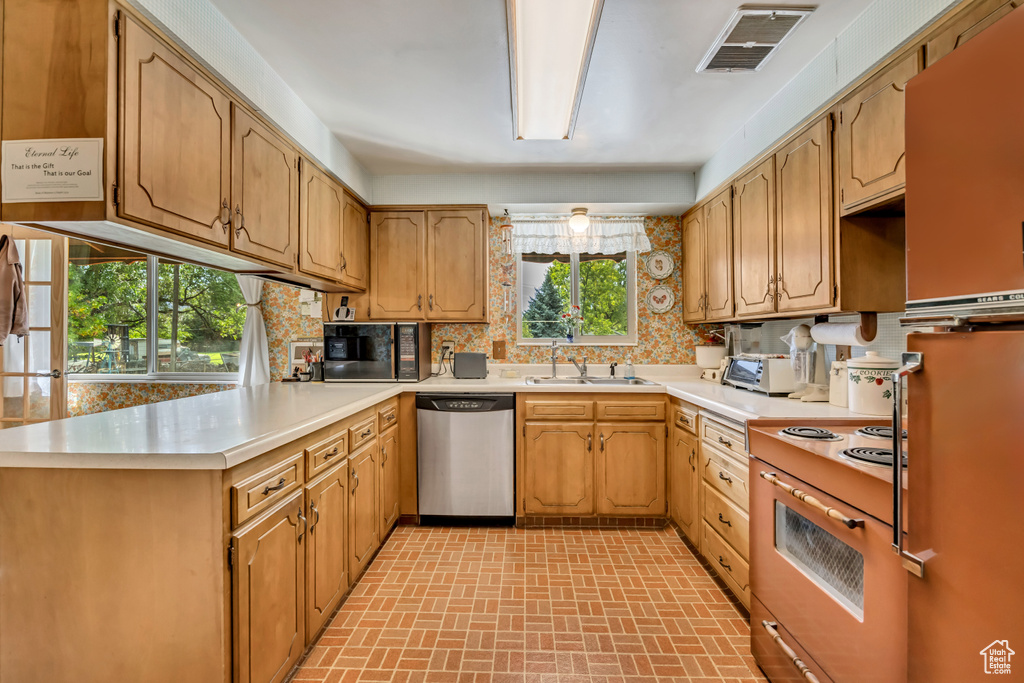 637 W PAGES LN West Bountiful, UT 84087