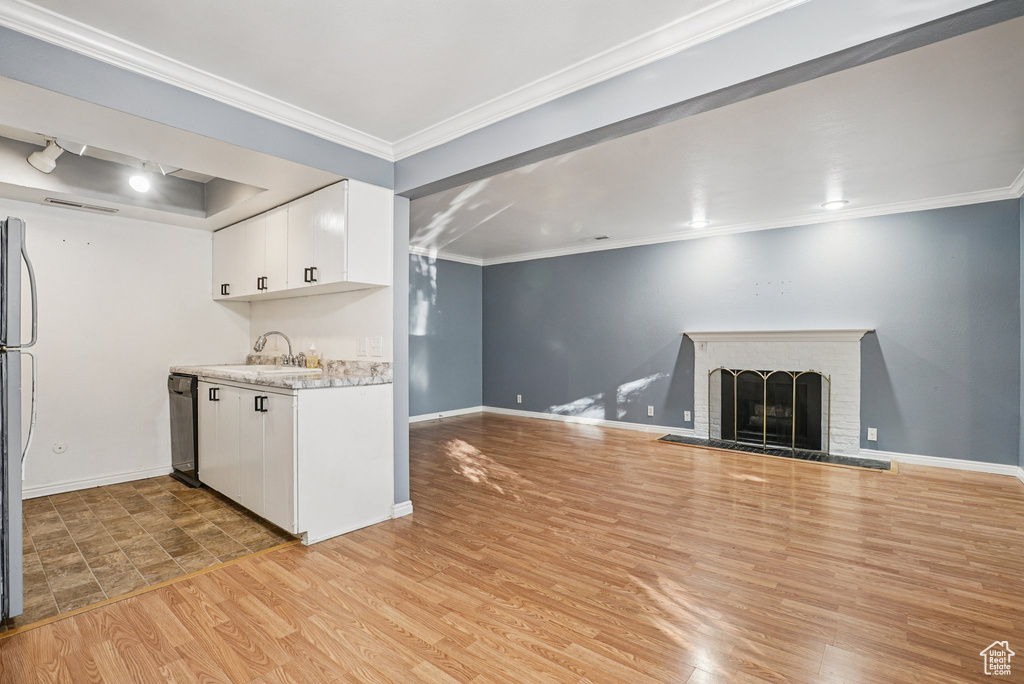 Photo 9 for MLS #2118049 at 875 E Arrowhead Ln #40
