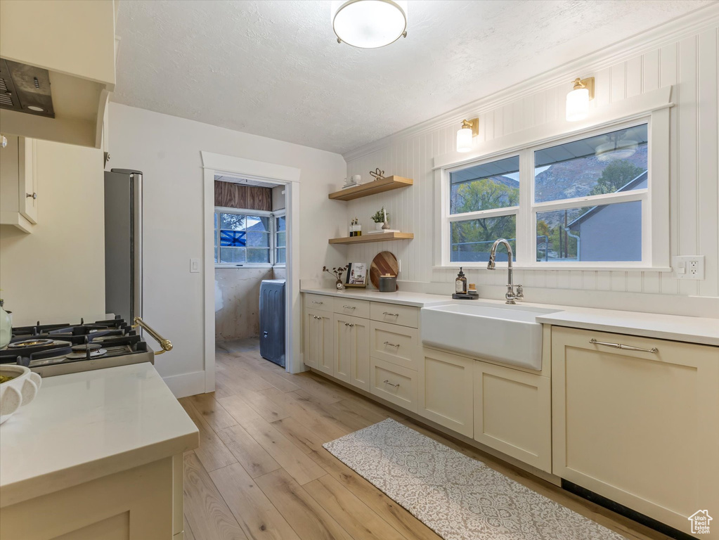 Photo 13 for MLS #2118051 at 329 E 400 South