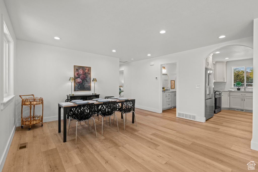 8474 S MCKENZIE LN West Jordan, UT 84081