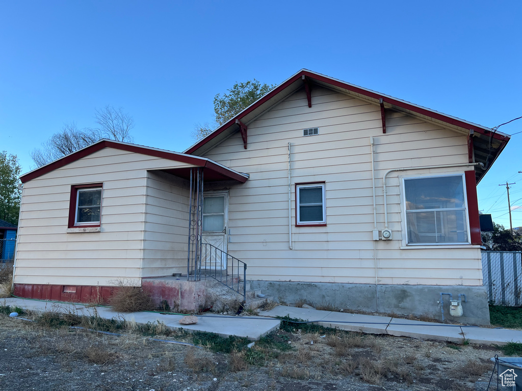 83 N 100 W Moroni, UT 84646