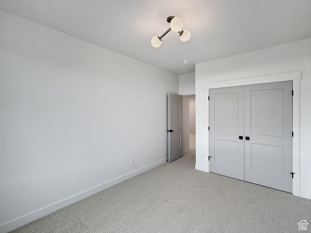 602 E MOUNTAIN RD #180 North Ogden, UT 84414