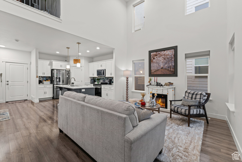 Photo 5 for MLS #2118062 at 4567 W Watchmen Way #1334