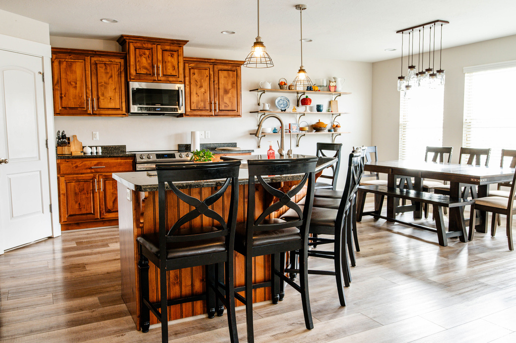 Photo 8 for MLS #2118063 at 9125 N Kilkenny Way