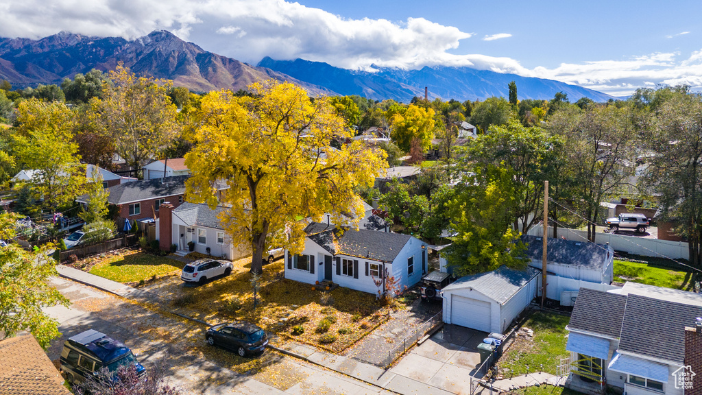 Photo 24 for MLS #2118067 at 916 E Forest View Ave
