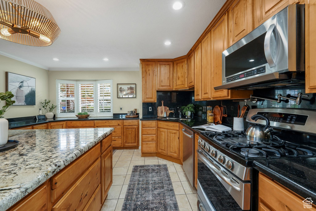 Photo 8 for MLS #2118070 at 8504 S Kings Hill Dr