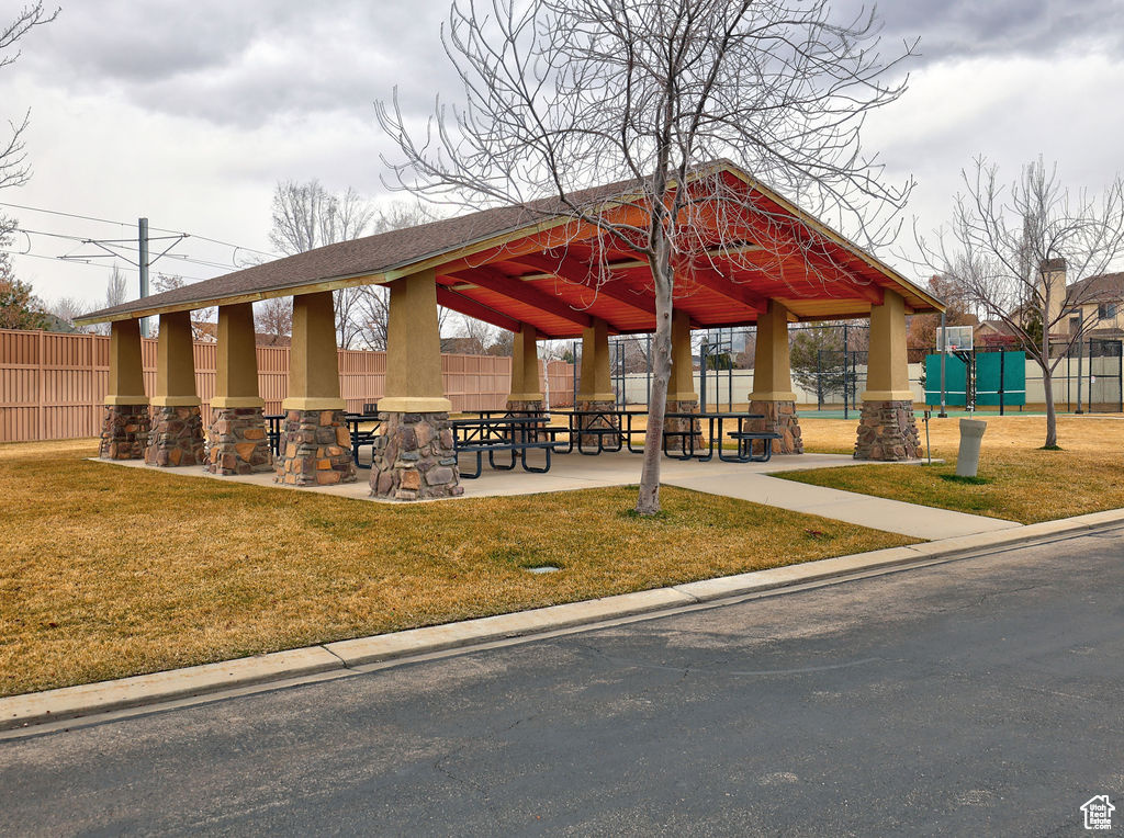 670 E WYNGATE POINTE LN Draper, UT 84020