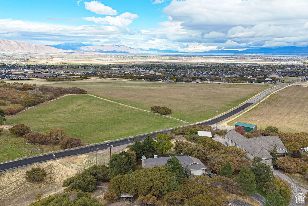 Photo 5 for MLS #2118076 at 195 S Oak Dr