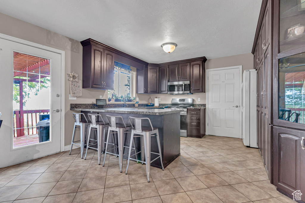 Photo 19 for MLS #2118076 at 195 S Oak Dr