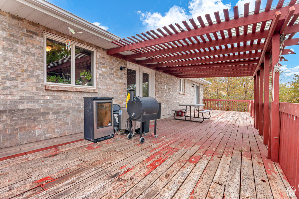 Photo 37 for MLS #2118076 at 195 S Oak Dr